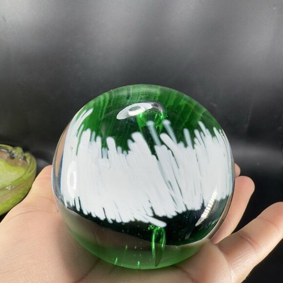 Venetian Glass Paperweight Bulls Eye Manganese 365nm Green UV Glow Italian Glass - Picture 2 of 13